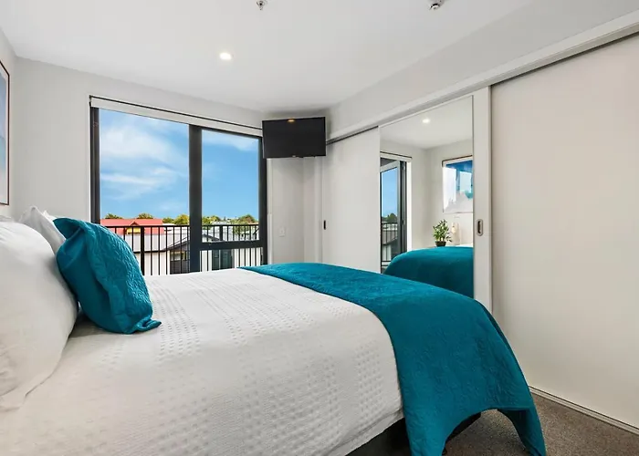 Barbadoes Beauty - Christchurch Holiday Apartment
