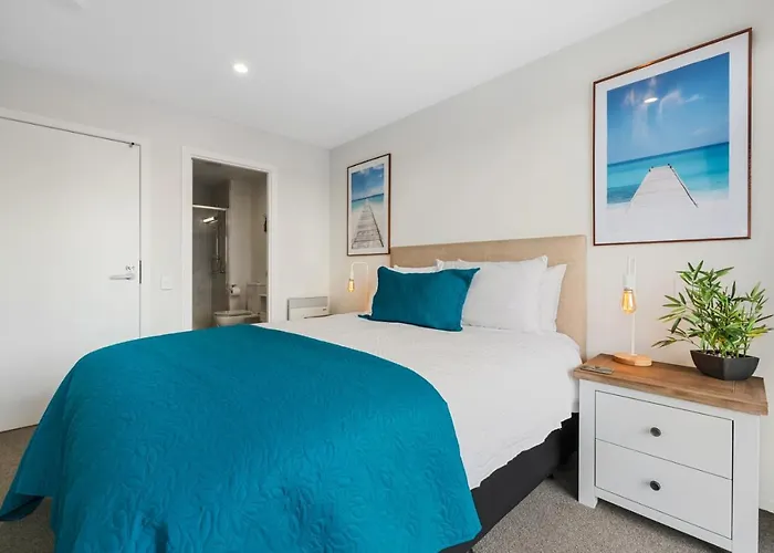 Barbadoes Beauty - Christchurch Holiday Apartment